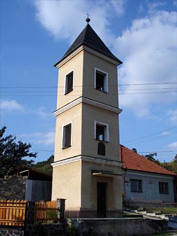 zvonica trencianske bohuslavice